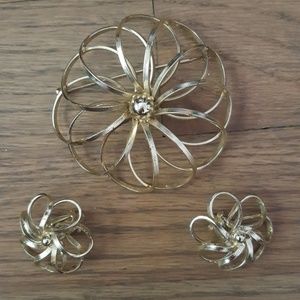 Vintage Brooch and Clip-on Earrings